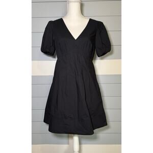 NWT Club Monaco Double V Tie Back Dress in Black Women's Size 4 Pockets